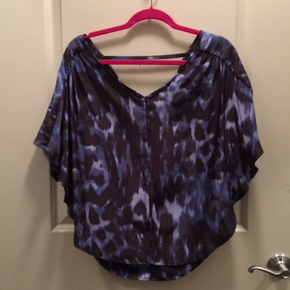 Express blue patterned satin shirt sz medium